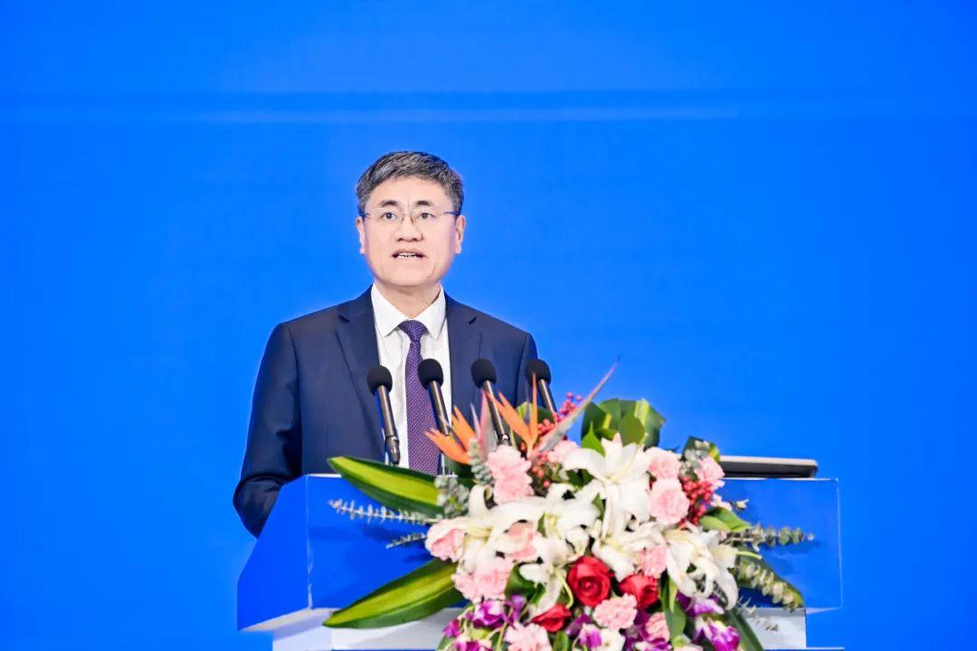M6米乐官网2024高等教育数字化发展大会在杭州举行(图2)